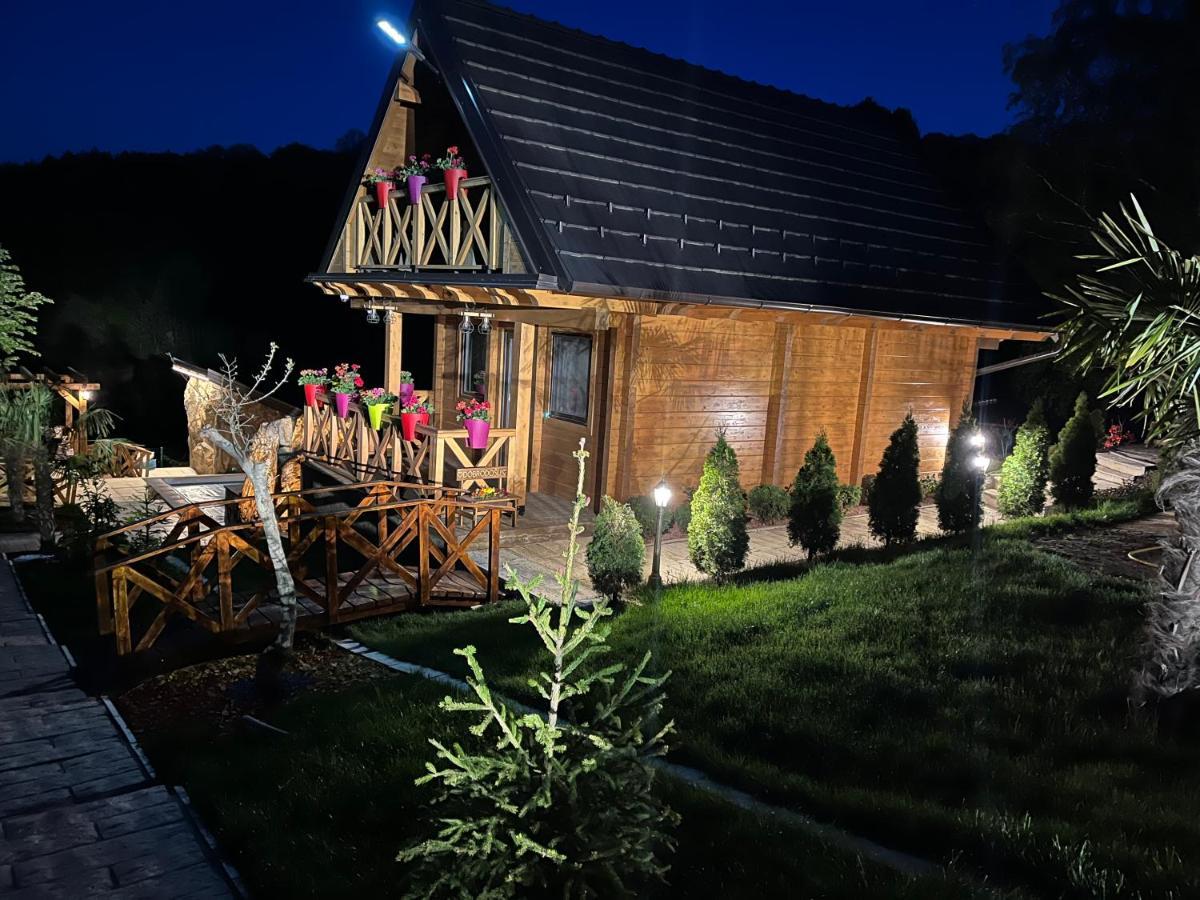 Apartmani Joka I Drvene Kucice ヴルドニーク エクステリア 写真